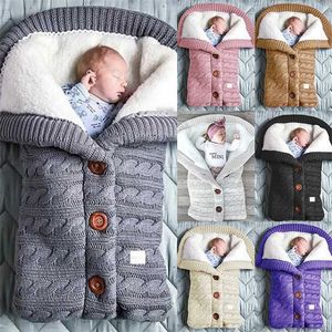 Born Baby Winter Warm Sleeping Bag Infant Button Knit Swaddle Wrap Swaddling Cochecito Niño Manta bebé 211105