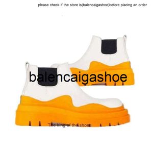 Botteg Venetas Bottegaa Chaussures Femmes Tangerine Soles Boots Hipster Luxury Man Tire Le cuir Chelsea Bottises blanches Plateforme Men Plateforme Chaussures Chunky Lady Low Top Knight