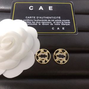 Boutique de boucles d'oreilles plaquées en or et argenté créatrices de conception de boucles d'oreilles de haute qualité de haute qualité design de haute qualité