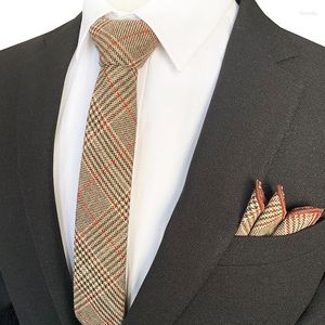 Pajaritas VEEKTIE Marca Old Fashion Neckties Pocket Square Set para hombres Hanky Pañuelo Color sólido 6 cm Slim Check Adulto Rojo Azul Moderno