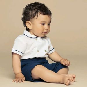 Ropa de niño dos piezas de verano Little linda y cómoda ropa corta hecha a medida Los niños formales usados s