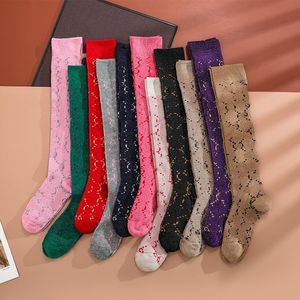 Femmes marque chaussette mode habillé Hip Hop jambe chaussettes pour filles dame genou haute conception pleine lettre impression bas Streetwear