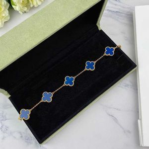 Bracelets Designer Van Clover Bracelet Designer Charm Bracelets for Women 18K Gol White Red Blue Mother of Pearl Link 4 Leaf 5 Fleurs Love Jewelry 3nma