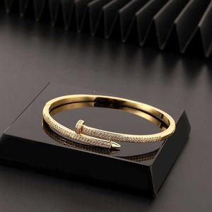 Pulseras Zircon Micro Insert Real Gold Plated Nail Bangle Bracelet para niñas Best Friends Gift