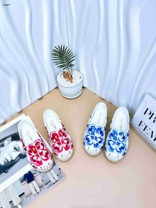 Marque Baby Knited Shoes Designer Kids Sneakers Taille 26-35 Box Protection Slip-On Symmétrique Modèle Printing Girls Casual Chaussures 24MA