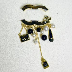 Brooches de créateurs de marque Femmes Gold Multi-style plaqué Inclay Crystal Rimestone Jewelry Sier Heart Brooch Pin Men de mariage Accessoires de fête