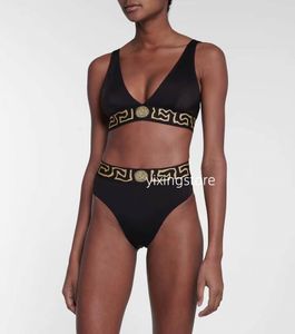 Diseñador de la marca de trajes de baño para mujeres Tank Women's Swimwear Fashion de alta gama Europa y American Split Beach Bikini Black Four Styles