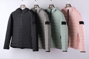 Diseñadores de la marca topstoney down jacet nueva Chaqueta de plumón de nailon reciclado con 24 cámaras tejidas en telar de alta calidad Insignia clásica para parkas cálidas