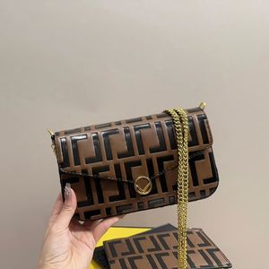 Bolso de hombro con letras de marca Diseñador Pequeña cadena de oro Bolsas cruzadas para mujer con monederos 3 piezas Conjunto Moda Lujos Bolsos Bolsos de compras para mujer de alta calidad