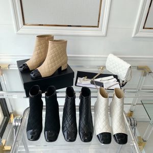 Brand Slippers avec la plus haute qualité 2023 New Little Fragrance High Heel Style Martin Naked French Slim Short Boots French Slim's French