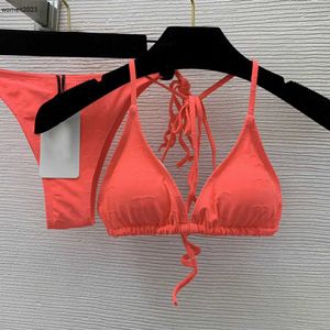 Marca Swimwear Women Bikini Diseñador de trajes de baño Logotipo de moda de dos piezas Conjunto de trajes de baño sexy Swimming Vacaciones Hot Girls Beach Bray 2pcs 02