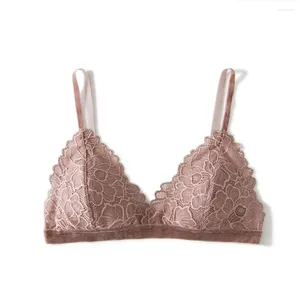 Bras Girl Pure Silk Triangle Lace Brassier A / B Cup non-Wire High Qualiy Femmes sous-vêtements