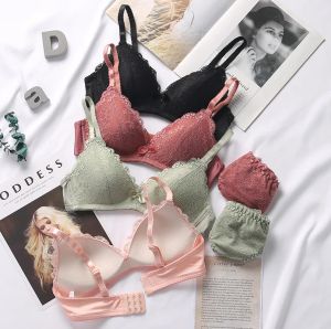 Bras Lace Brand Bra BRA Bref grande taille Push Up ABC Cup Bra Set Sexe Sexe for Women Intimates Underwear Set Young Girls Cute Top Bottoms