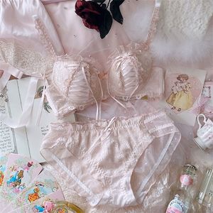 Conjuntos de sujetadores Ropa interior linda de Lolita Encaje Mujeres japonesas Niñas Mariposa rosa Lencería y panty Kawaii Cup Up 221010