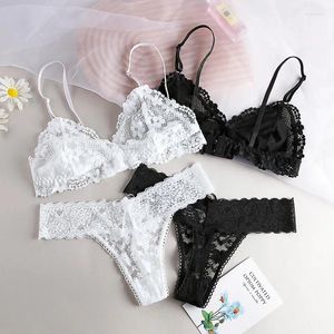 Soutien-gorge Ensembles Soutien-gorge sans couture Ensemble Super Mince Sous-vêtements transparents Femme Intime Doux Confortable Lingerie sans fil