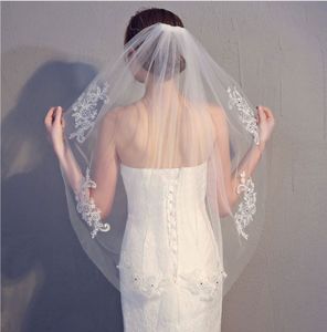 Velo nupcial de una capa corta longitud de la cintura diamante con cuentas aplicadas al velo de boda blanca o marfil.