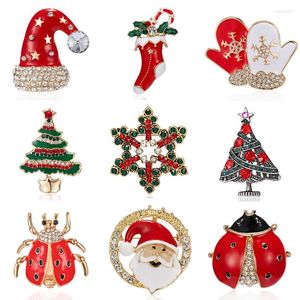 Broches Classic Fashion Christmas Brooch Santa Claus Snowflake Tree Hat Gants Pins Badge Vêtements Accessoires pour Girls Kids Year Gi