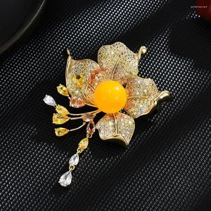 Brooches Crystal Pendant Zircon Fleur Broche Charche Ladies Party Banquet Robe ACCESSOIRES