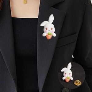 Broches drôle mignon Animal broche fraise dessin animé résine épingles sac vêtements bouton épinglette Badges bijoux cadeau pour amis