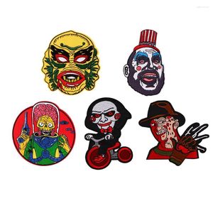 Brooches Horror Movie Series Iron on Patch Patches Patches Men Femmes Badges de vêtements appliques brodés Badges Halloween Accessoires