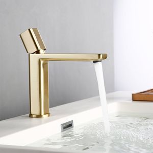 Laiton doré brossé monotrou poignée unique lavabo monté sur le pont évier d'eau chaude et froide robinets de salle de bain