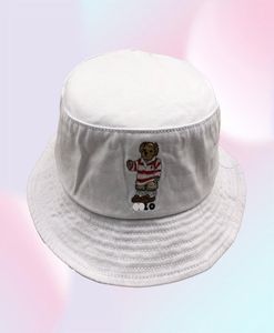 Hat de seau Rouge Stripe broderie ours men039s chapeau seau khaki extérieur capuchon vintage nouveau avec tag entier6752133