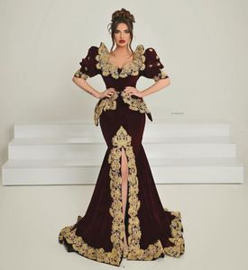 Robe de soirée sirène albanaise en velours bordeaux pour femmes, avec des appliques dorées fendues, Caftan Mashallah