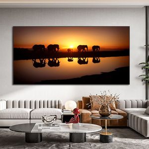 Peinture sur toile Five Afrian Elephant Sunset Peinture à l'huile sur toile Affiches et impressions scandinaves Cuadros Wall Art Pictures For Living Room