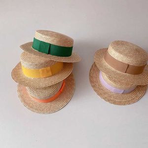 Caps Chapeaux de blé de blé pour enfants coréens Summer Boys and Girls Beach Hat 2024 Big Brim Sun Hat Accessoires nouveau-nés D240509