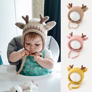 Casquettes Chapeaux Chaud Bébé Chapeau D'hiver Mignon Elk Bois Enfant En Bas Âge Enfants Oreille Protection Cap Couleur Unie Épaissir Tricot Infantile Bonnet Chapeaux 231019