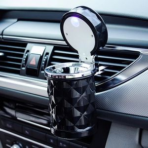 Accessoires de voiture lumière LED cendrier de voiture universel luxe Portable porte-cigarette style de voiture fumée noir blanc tasse de stockage outil de fumage