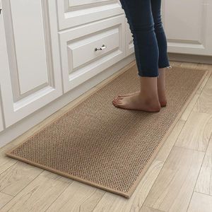 Les tapis de cuisine en lin sont utilisés pour les salons et les semelles en caoutchouc pour éviter de glisser.