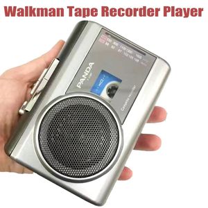 Platines à cassettes Vente de haute qualité Walkman Vintage Magnétophone Lecteur Radio FM AM Volume fort Lecture Enregistrement 231206