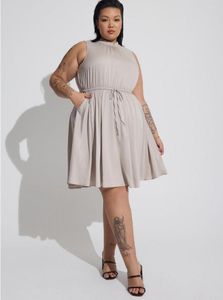 Robes décontractées 100,00 kg plus taille Vêtements pour femmes Vêtements de vacances Robe d'été Fat MV collier sans manches