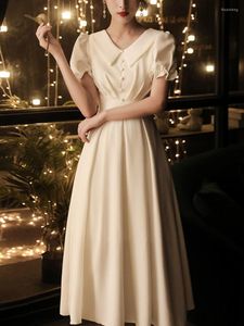 Vestidos casuales 2023 primavera verano vestido de noche mujeres blanco y rojo diseñador de lujo de gama alta princesa elegante banquete