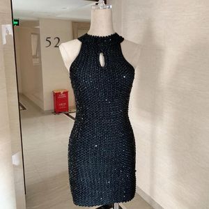 Vestidos casuales 2023 Lentejuelas de verano plisado sexy club apretado estiramiento hueco bodycon mini vestido mujeres traje de noche