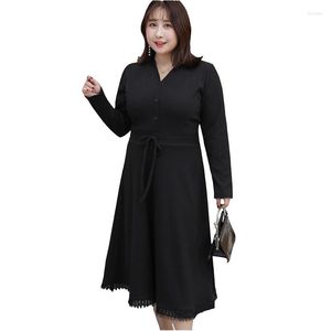 Vestidos casuales 2023 vestido de punto de primavera otoño para mujer de alta calidad con cuello en V manga larga empalme de encaje X-long negro Vintage femenino G853