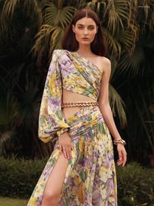 Robes décontractées 2024 Sexy inclinée une épaule mince chaîne florale maxi robe d'été élégante irrégulière découpée à manches longues fête même