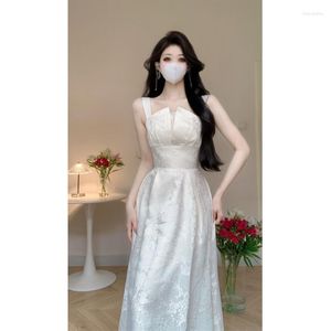 Vestidos casuales Estilo chino Exquisito Vestido tridimensional de jacquard para mujer Verano Retro Slim Fitting Blanco Ropa femenina larga