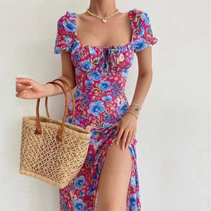 Robes décontractées Robe d'été Mode Dames élégantes Vêtements dos nus Manches bouffantes Imprimé floral Fente Longue Femme Plage Y2k Robe