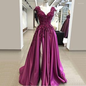 Vestidos casuales elegante largo púrpura abendkleider 2022 sexy corte alto con cuentas apliques vestidos de fiesta largos elegantes gala