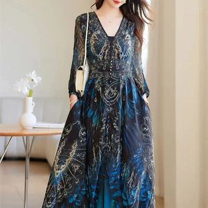 Vestidos informales Diseñador de moda elegante Beading Long Dress Women Summer Vintage Peacock Estampado Linterna Tres trimestres Vestidos de fiesta A-Line