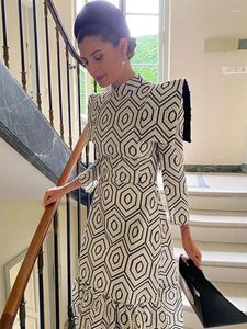 Robes décontractées Mode imprimé vacances Maxi robe femmes col haut taille manches longues 2024 été élégant femme vacances robes
