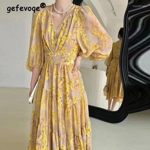 Vestidos casuales Estampado floral con cuentas elegante elegante fiesta de cintura alta para mujeres 2024 verano con cuello en v volante romántico hada midi vestido vestidos