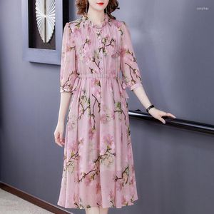 Robes décontractées Robe en soie florale 2023 Printemps et été imprimé Midi manches haut de gamme tempérament mi-longueur élégante plissée femmes H2162