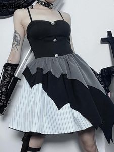 Vestidos casuales Goth Dark Patchwork Mall Gothic Cosplay Sexy Bat Hem Grunge Estética Punk Mujeres Mini vestido A-Line Slim Emo Alt Ropa