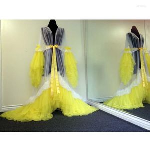 Robes décontractées de haute qualité Robe luxuriante jaune voir à travers la robe de chambre à volants Tulle Maxi Robe ouverte femmes enceintes fête