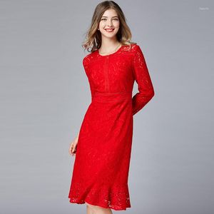 Vestidos casuales Vestido de cola de pez de talla grande Coreano East Gate Moda Francesa Pequeña fragancia Versátil Falda de encaje rojo