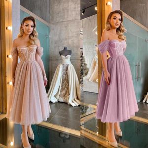 Vestidos casuales Princesa Victorian Vestido largo Slash Cuello Seda brillante Mujeres Boda Dama Formal Fiesta Noche Robe