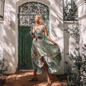 Robes décontractées Rétro Romance Midi Robe Lady Summer Gypsy Girl Style Sun Tops Trompette Sweet 2pieces Costumes de plage Bohème Mode Tendance